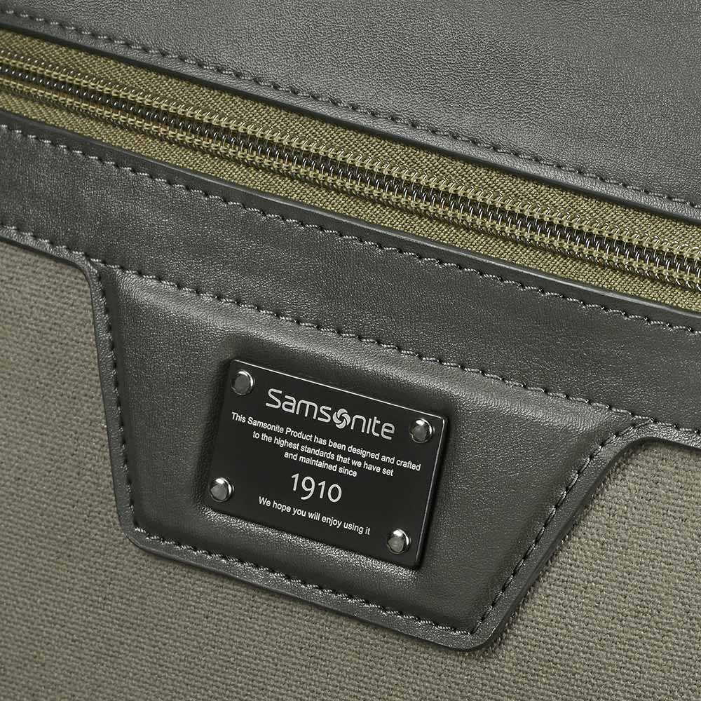 Mochila Zenith Laptop 15.6" Taupe 25,57 Lts