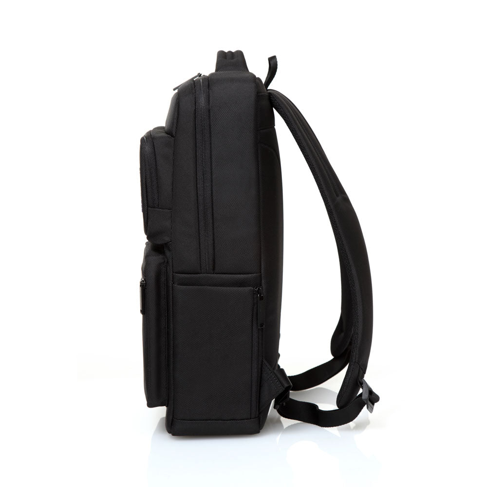 Mochila Alosse Black Ink 18 Lts
