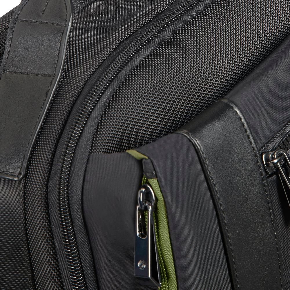 Mochila Openroad Laptop 15,6” Jet Black 27,6 Lts