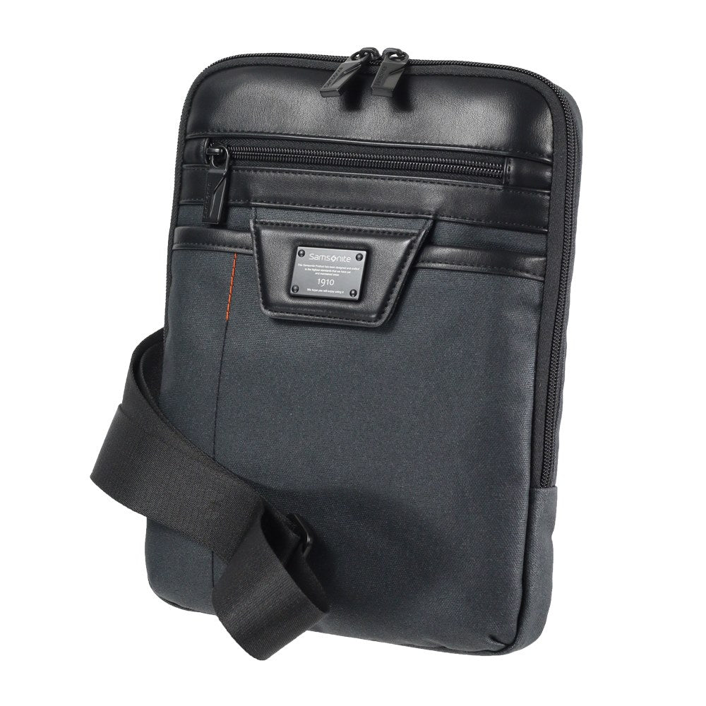 Bolso Zenith Tablet Crossover L 9.7" Black 4,04 Lts