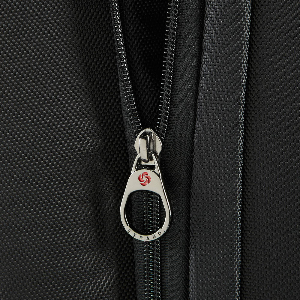 Maleta Suave Pro Dlx IIII Spinner 78/29 Exp Grande Negro 