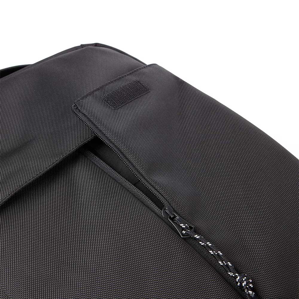 Mochila Fratic Black 16 Lts