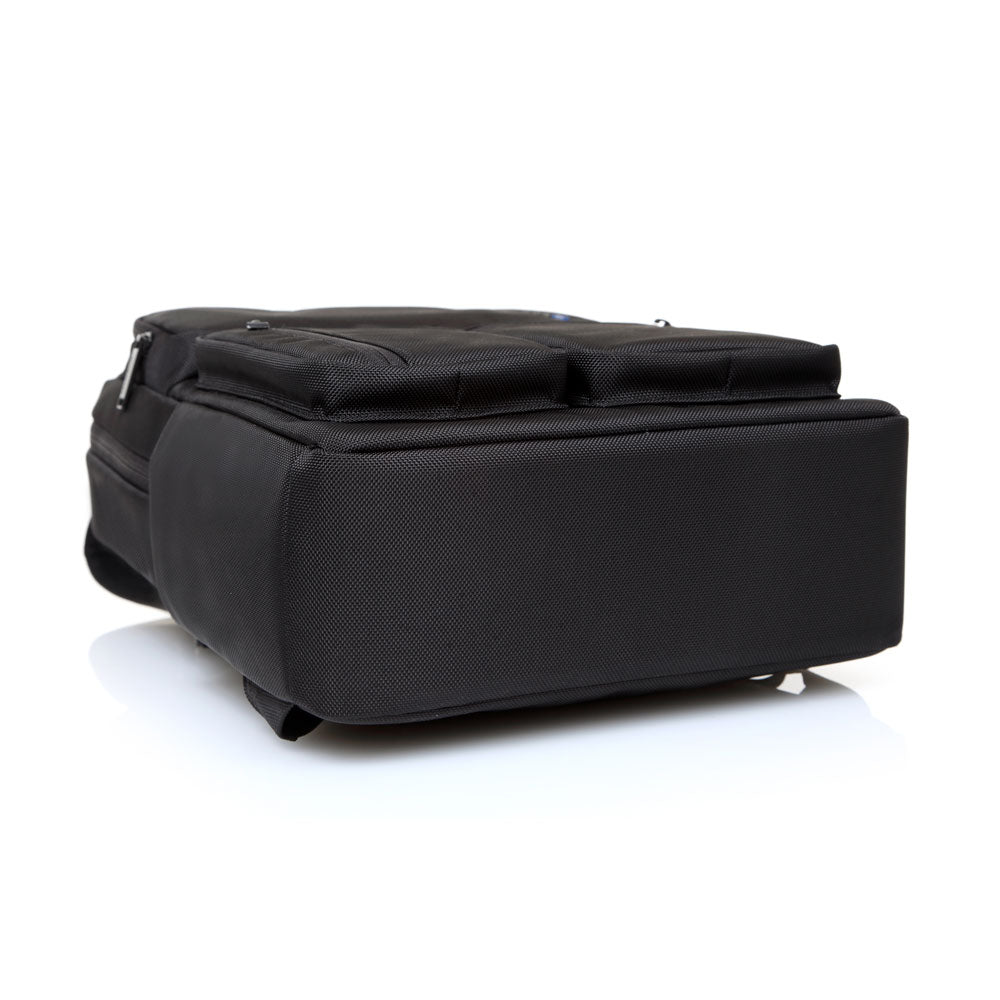 Mochila Alosse Black Ink 18 Lts
