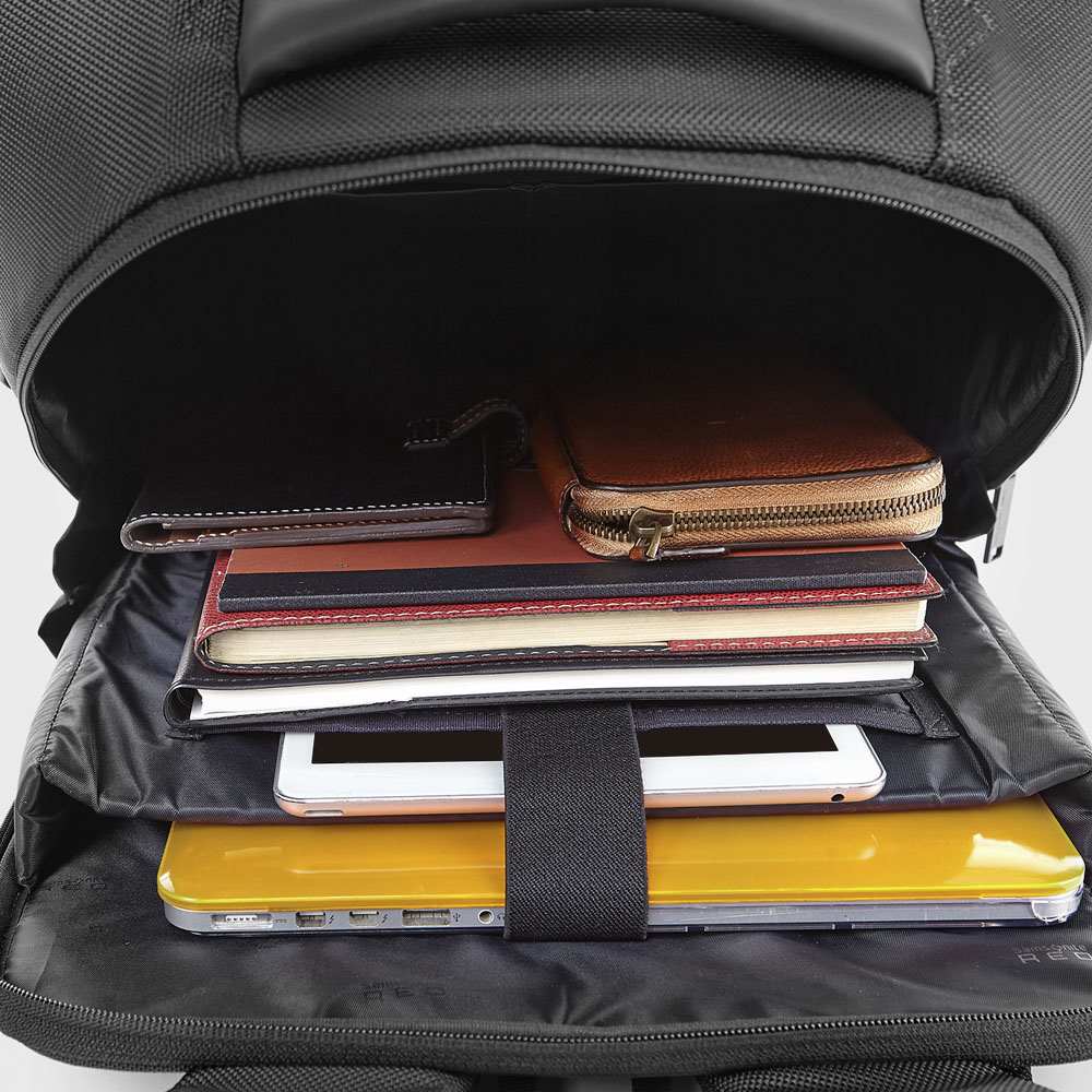  Mochila Sred CARLOW BACKPACK M BLACK 