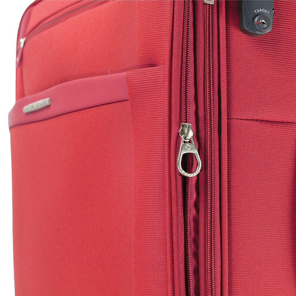 Maleta Shield 66/24 Rojo M 50.3 Lts