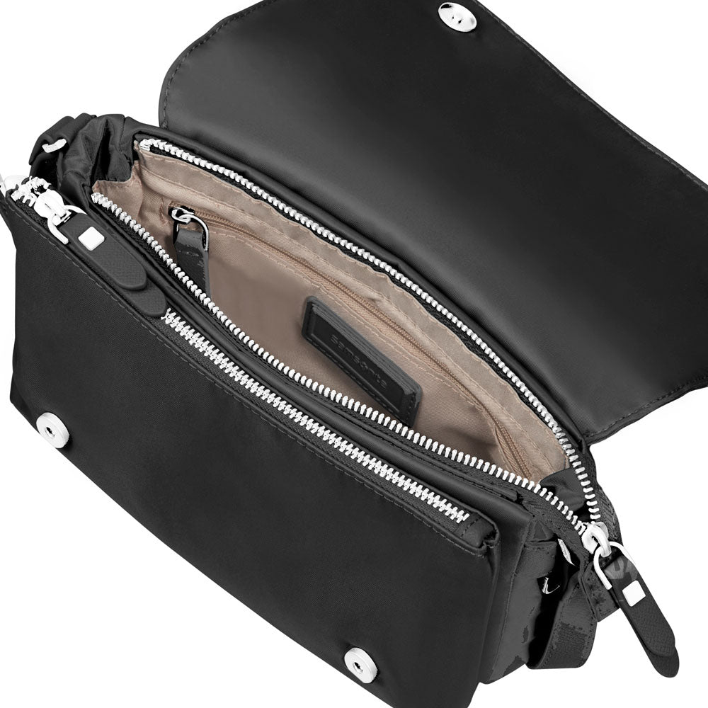 Cartera Karissa Travel Pouch Black Chica 0,26 Lts