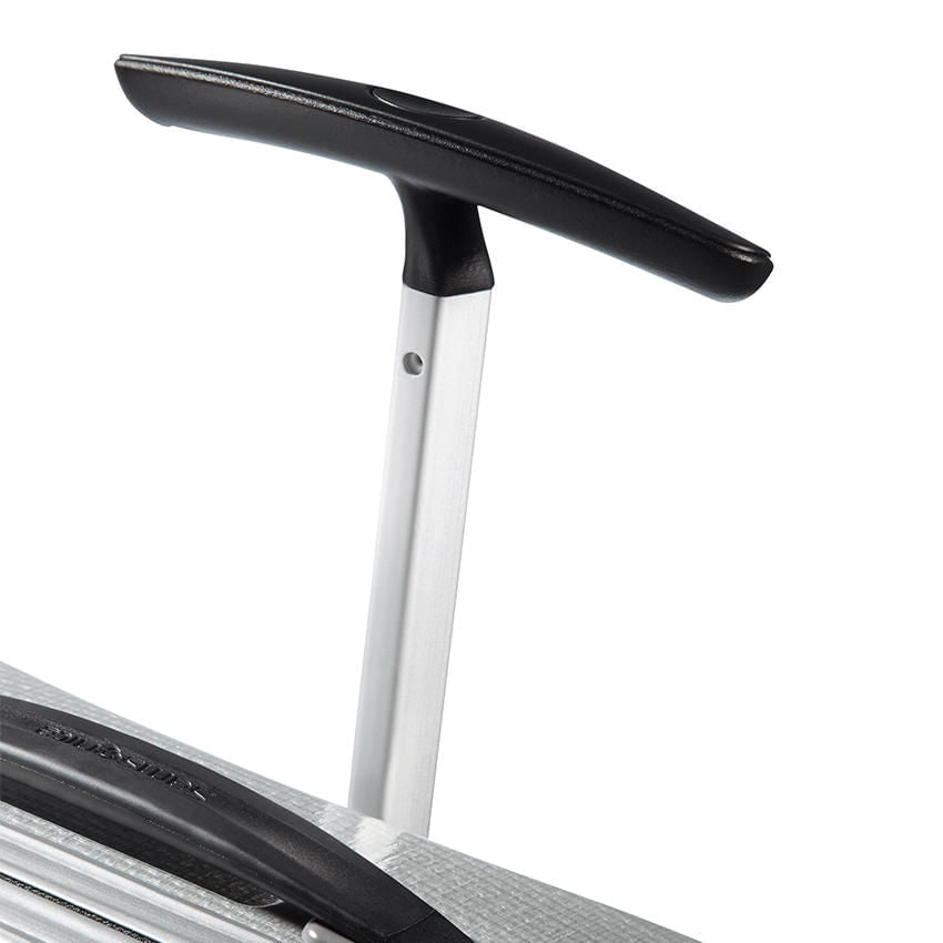 Maleta Rígida Lite-Shock Spinner 55/20 Plata Cabina
