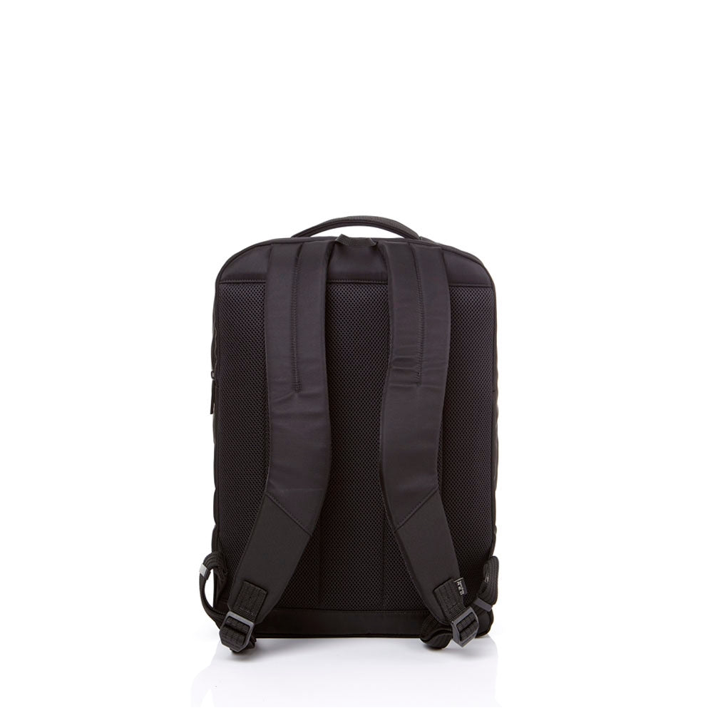 Mochila Arvern Black 16 Lts