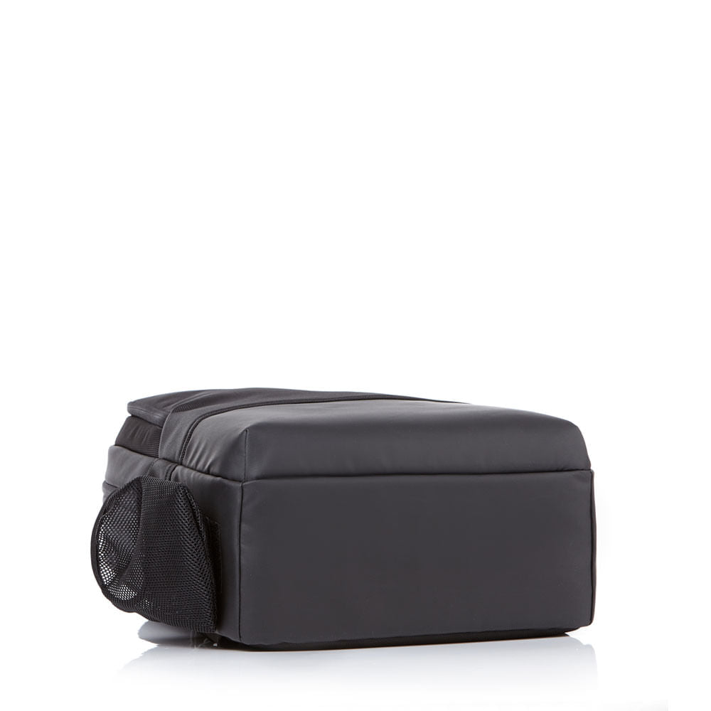 Mochila Hosue Backpack Black 17,3 Lts