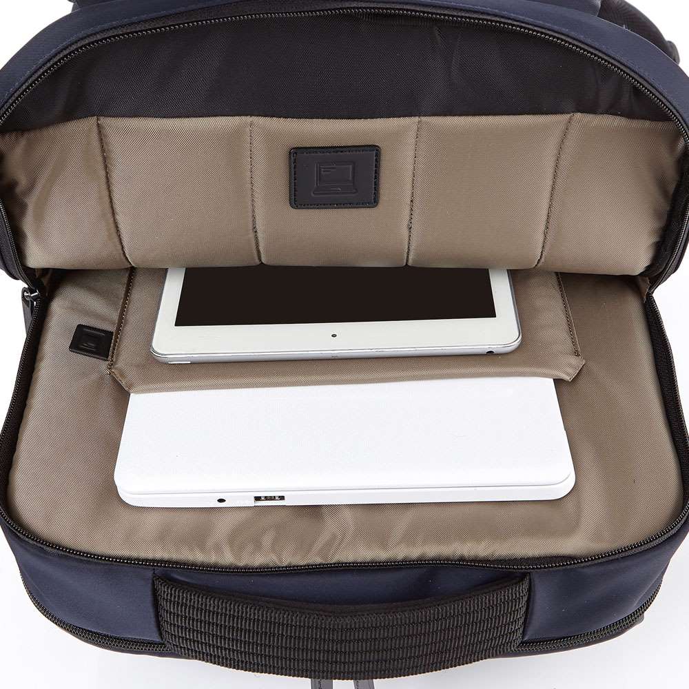 Mochila Arvern Navy 16 Lts