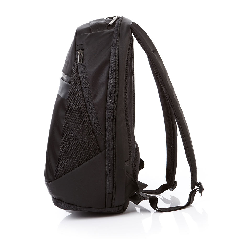 Mochila Akoni Black 21,5 Lts